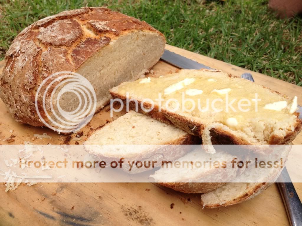 Camp Oven Bread with Beer instead of Yeast